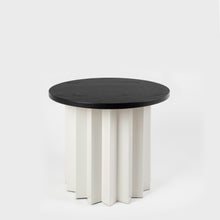 Görseli Galeri görüntüleyiciye yükleyin, Volume Alçak Sehpa, Beyaz