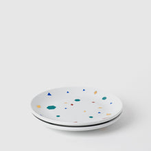 Görseli Galeri görüntüleyiciye yükleyin, Çini Yemek Tabağı, 19 cm