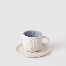 Görseli Galeri görüntüleyiciye yükleyin, Justine Kahve Fincanı ve Tabağı, Mavi & Beyaz