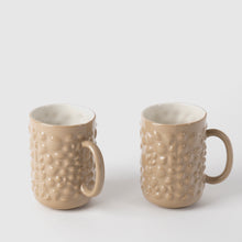 Görseli Galeri görüntüleyiciye yükleyin, Justine Kulplu Latte Fincanı, Bej & Beyaz