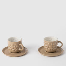 Görseli Galeri görüntüleyiciye yükleyin, Justine Kahve Fincanı ve Tabağı, Bej & Beyaz